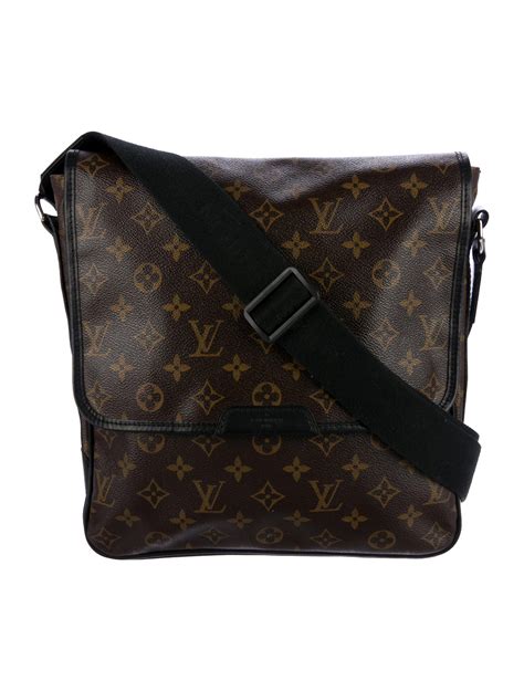 louis vuitton flap one handle monogram mm brown black|Louis Vuitton Black Monogram Canvas One Handle Flap MM Bag .